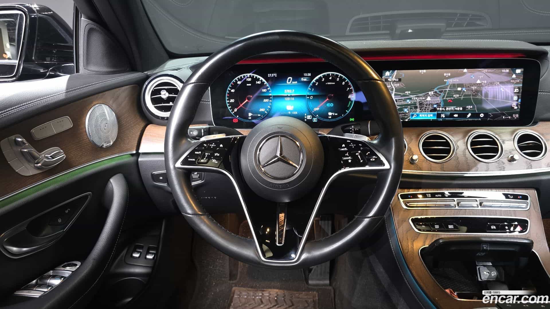 E-Class Mercedes-Benz 2020.11-OPTION-017