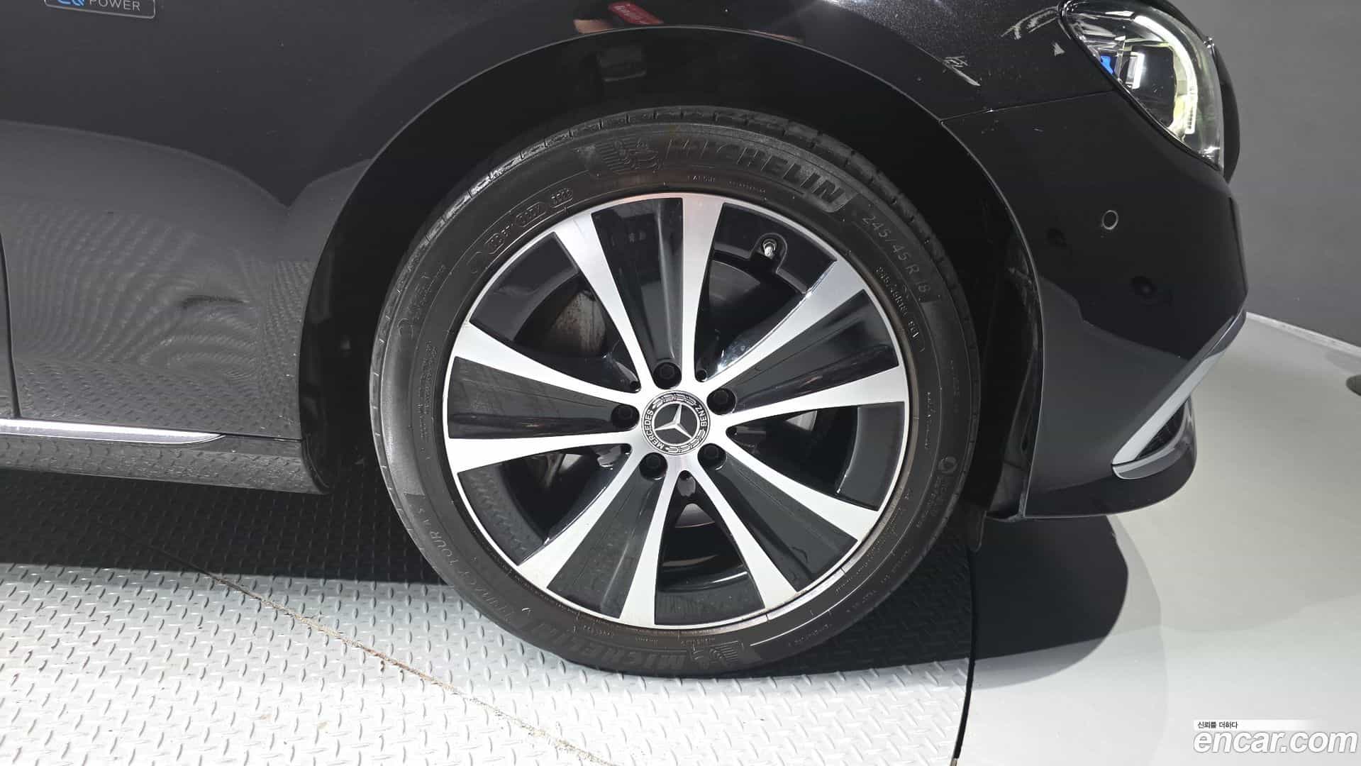 E-Class Mercedes-Benz 2020.11-OUTER-031