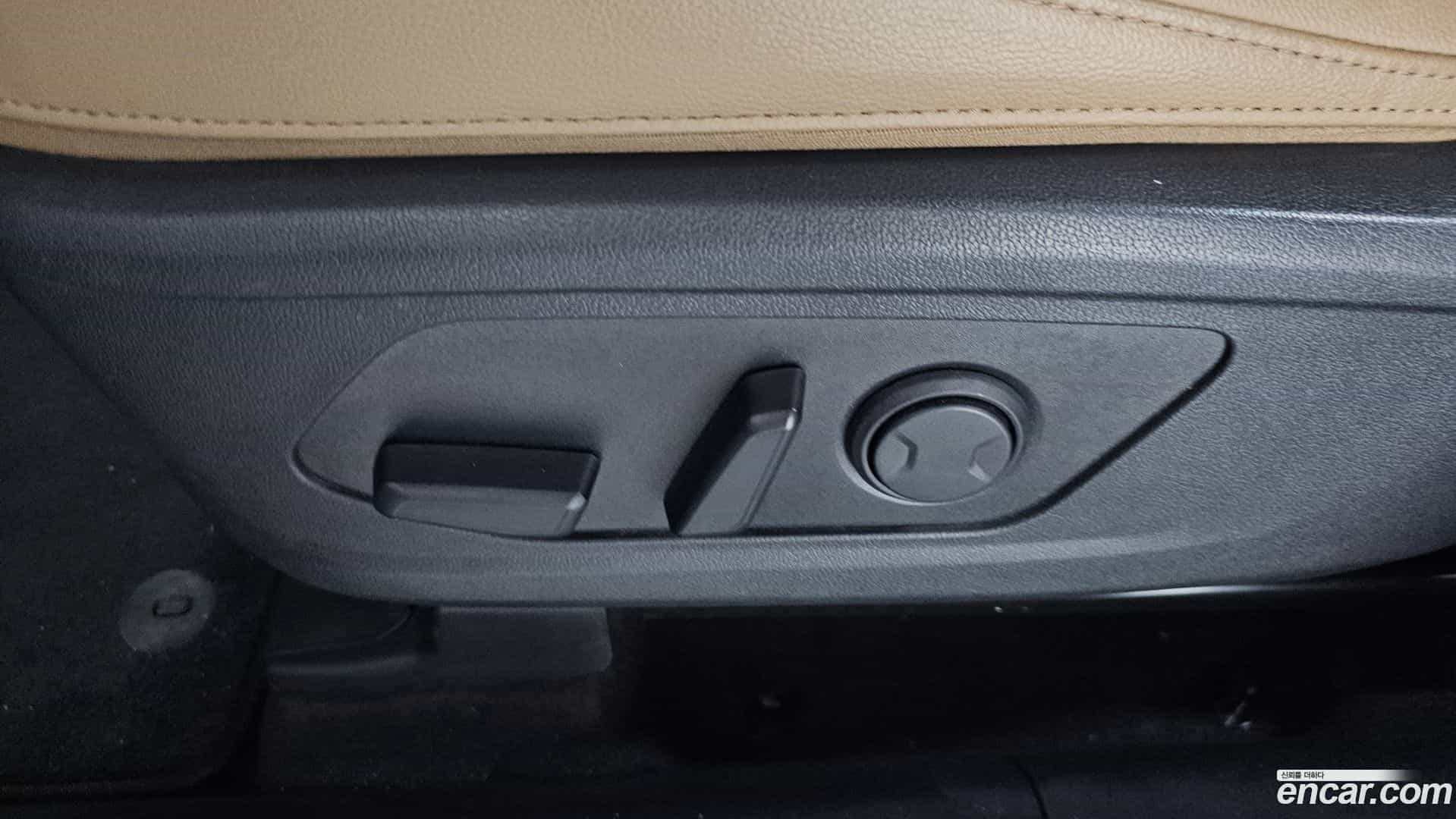 Sorento Kia 2023.10-OPTION-046