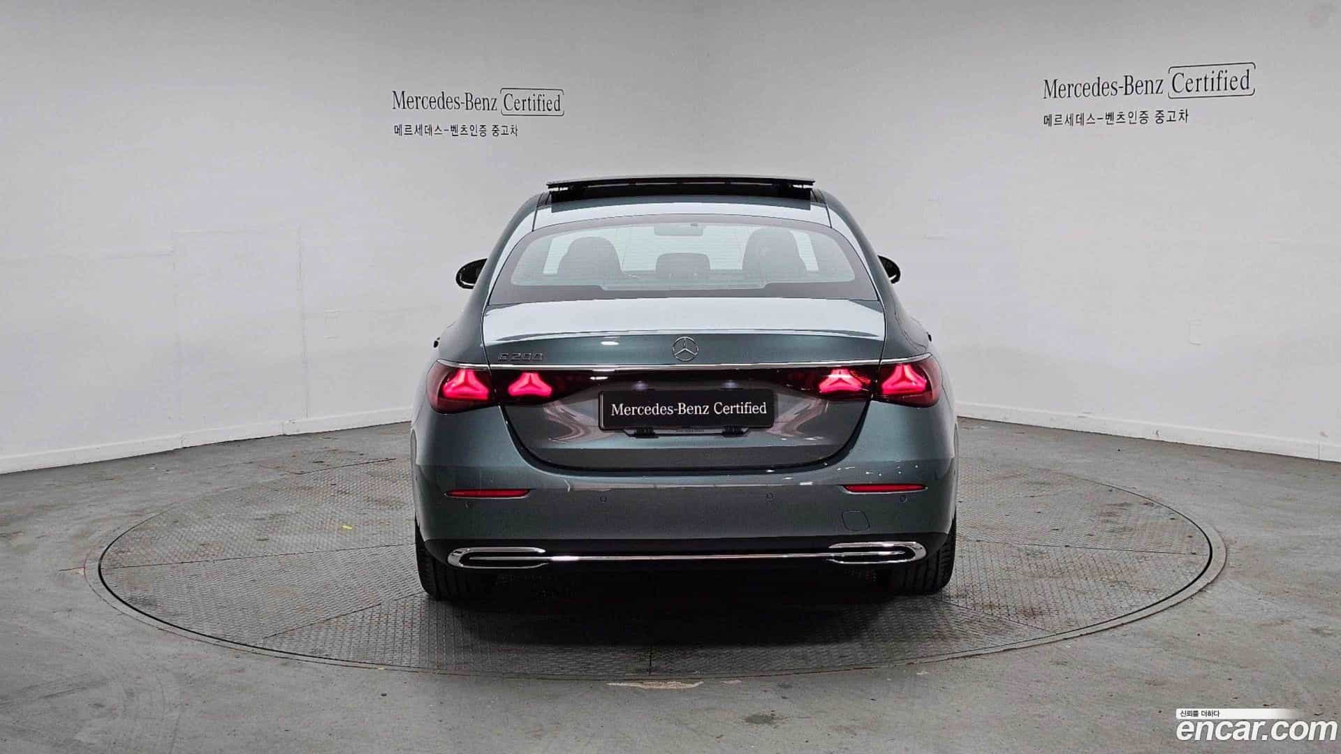 E-Class Mercedes-Benz 2025.2-OUTER-004