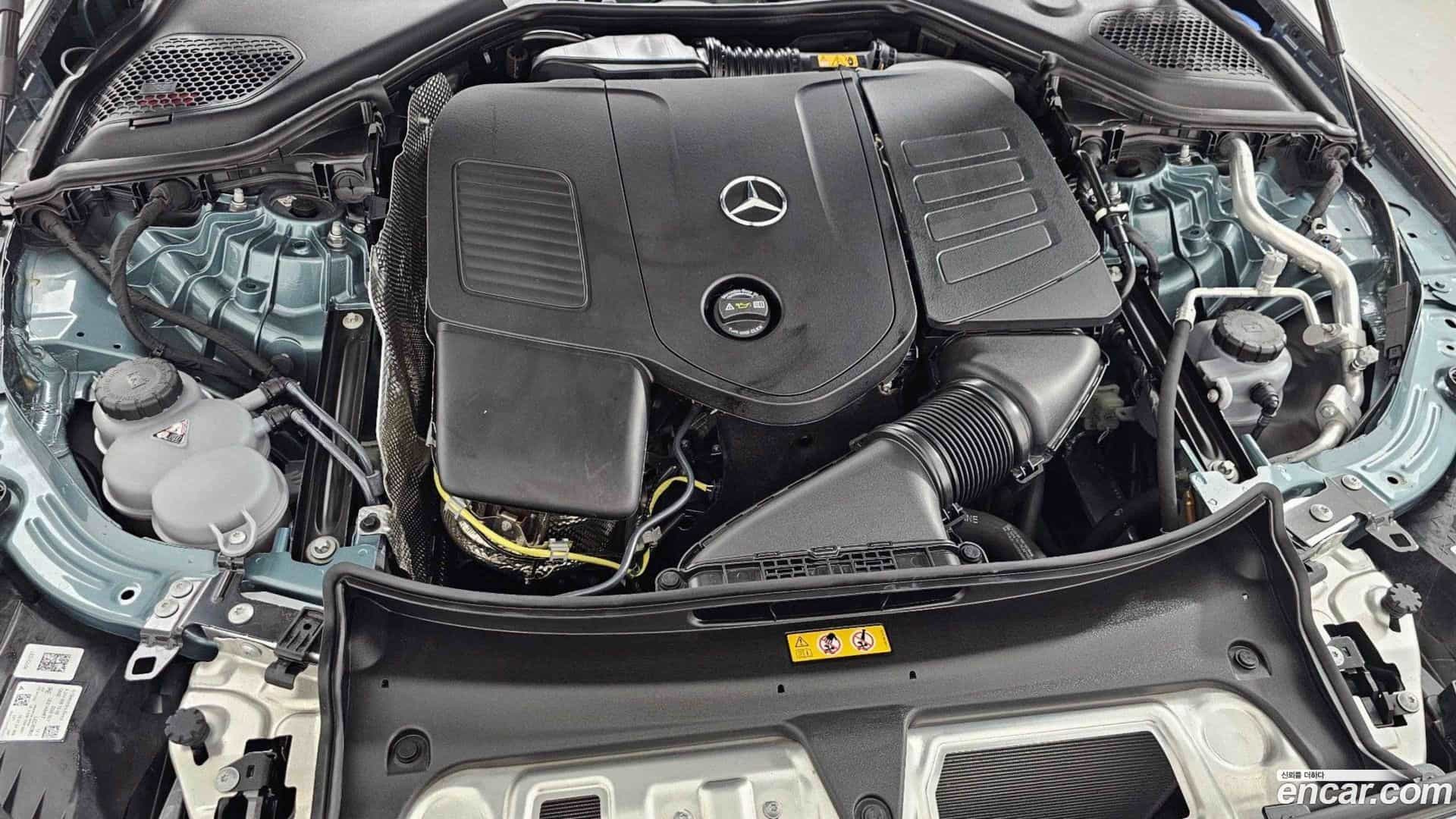 E-Class Mercedes-Benz 2025.2-OUTER-006