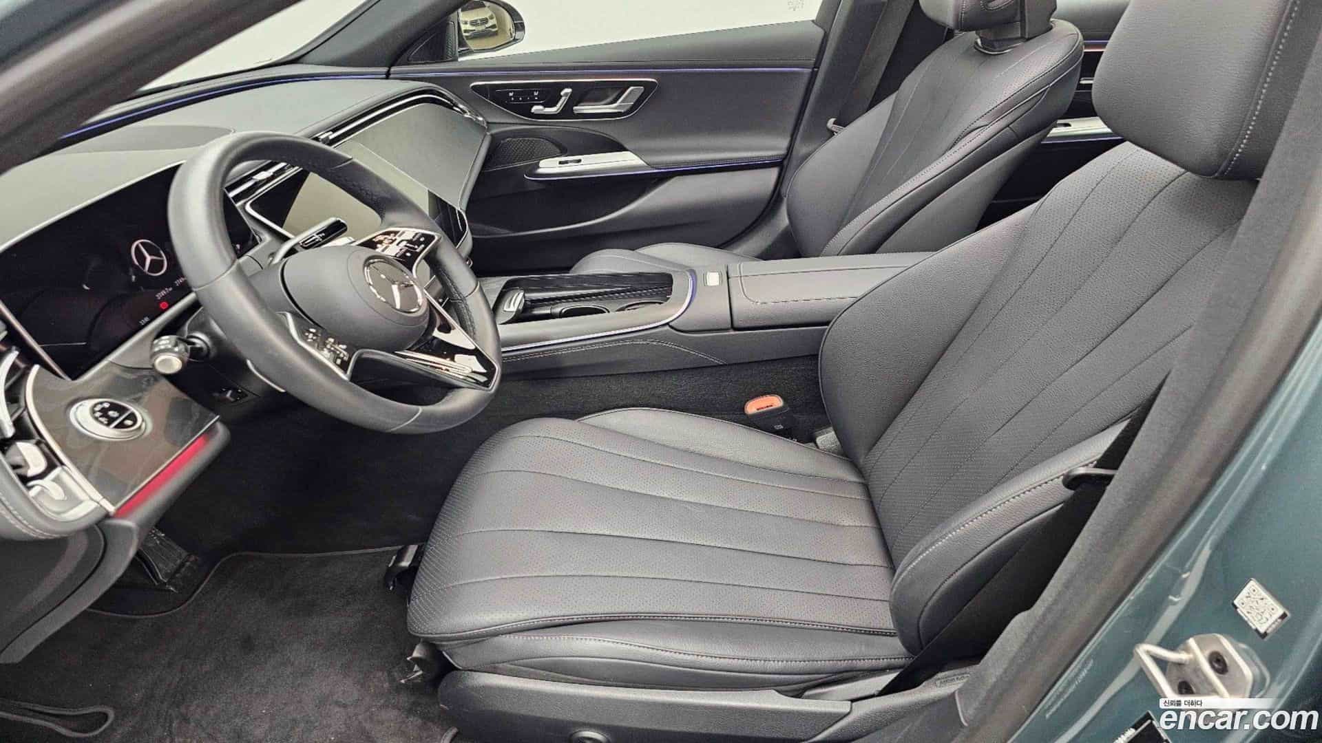 E-Class Mercedes-Benz 2025.2-INNER-010