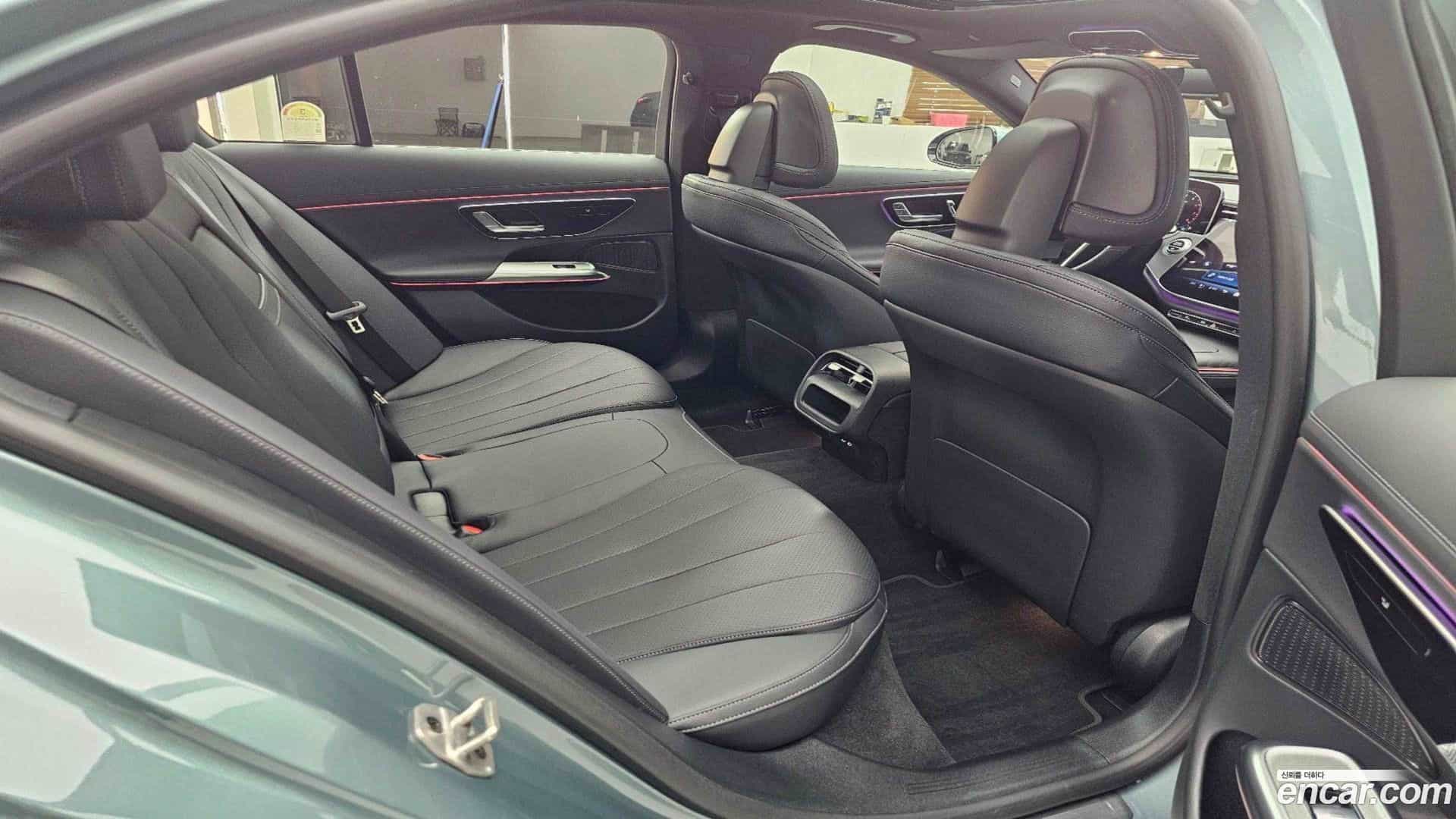 E-Class Mercedes-Benz 2025.2-OPTION-015