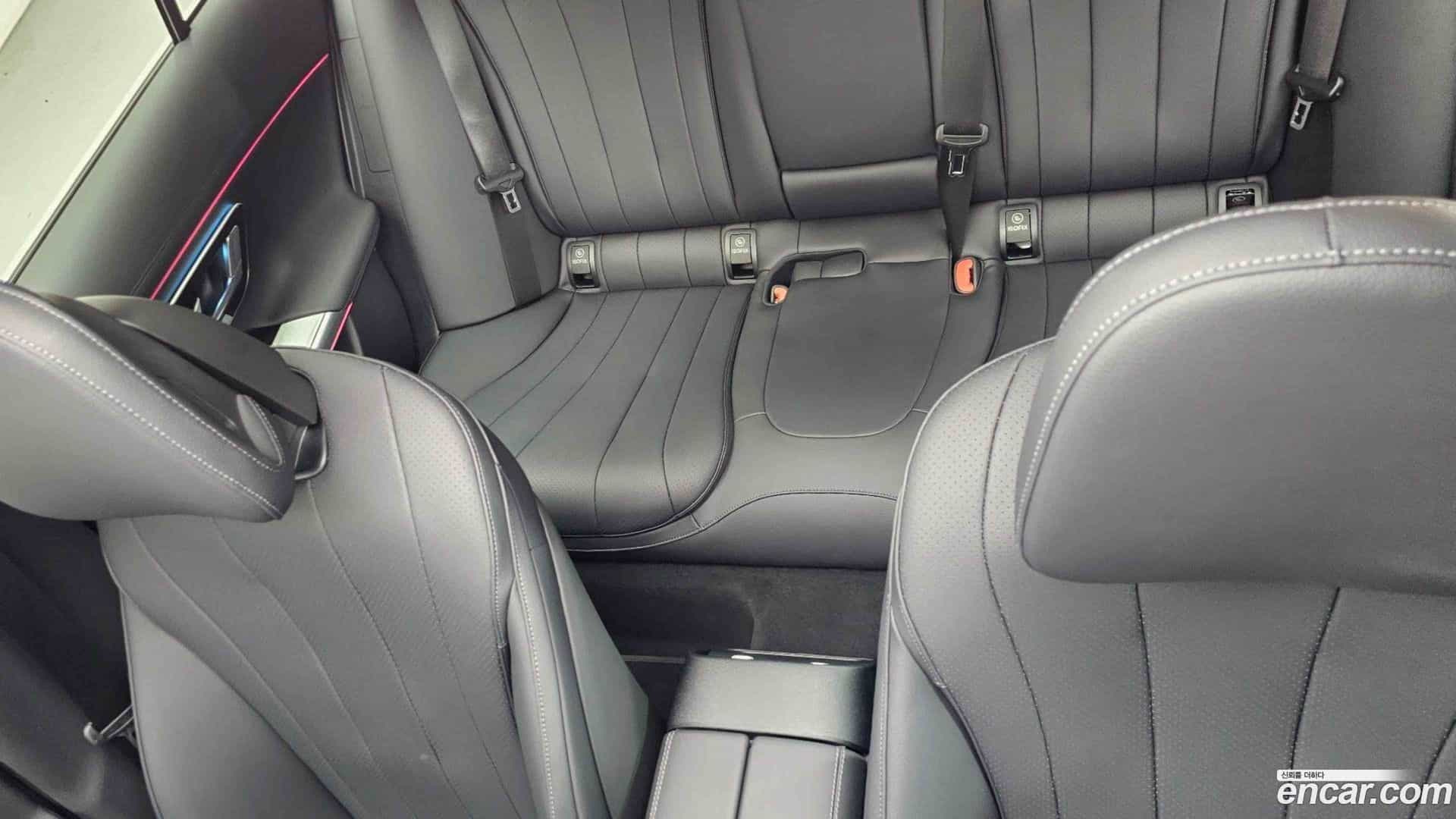 E-Class Mercedes-Benz 2025.2-OPTION-020