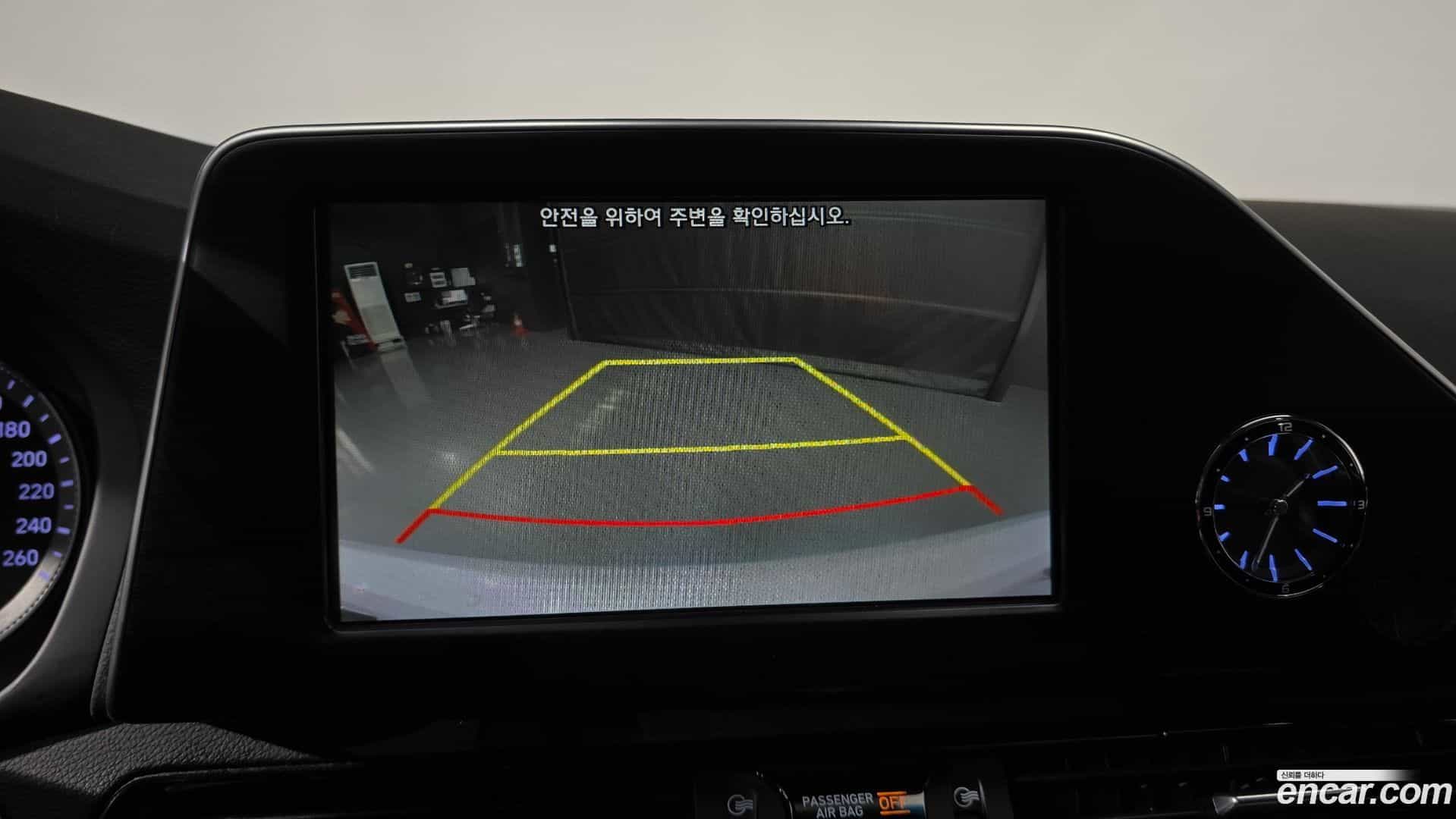Grandeur Hyundai 2018.5-OPTION-019