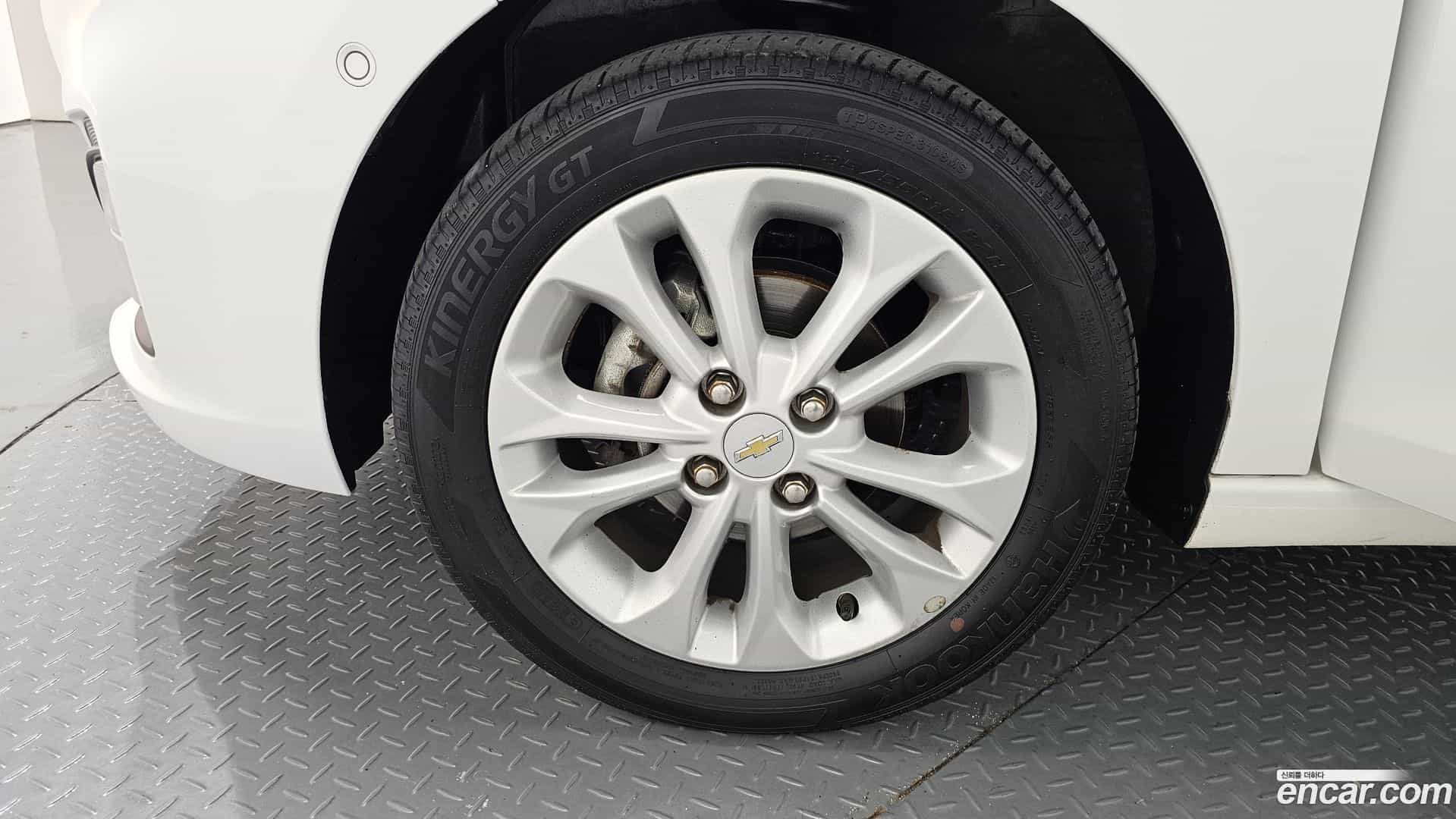 Spark Chevrolet 2021.10-OUTER-005