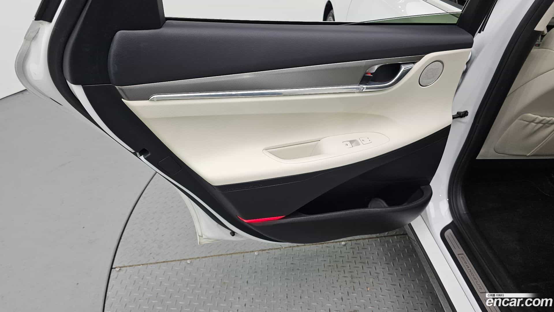 Grandeur Hyundai 2022.4-INNER-035