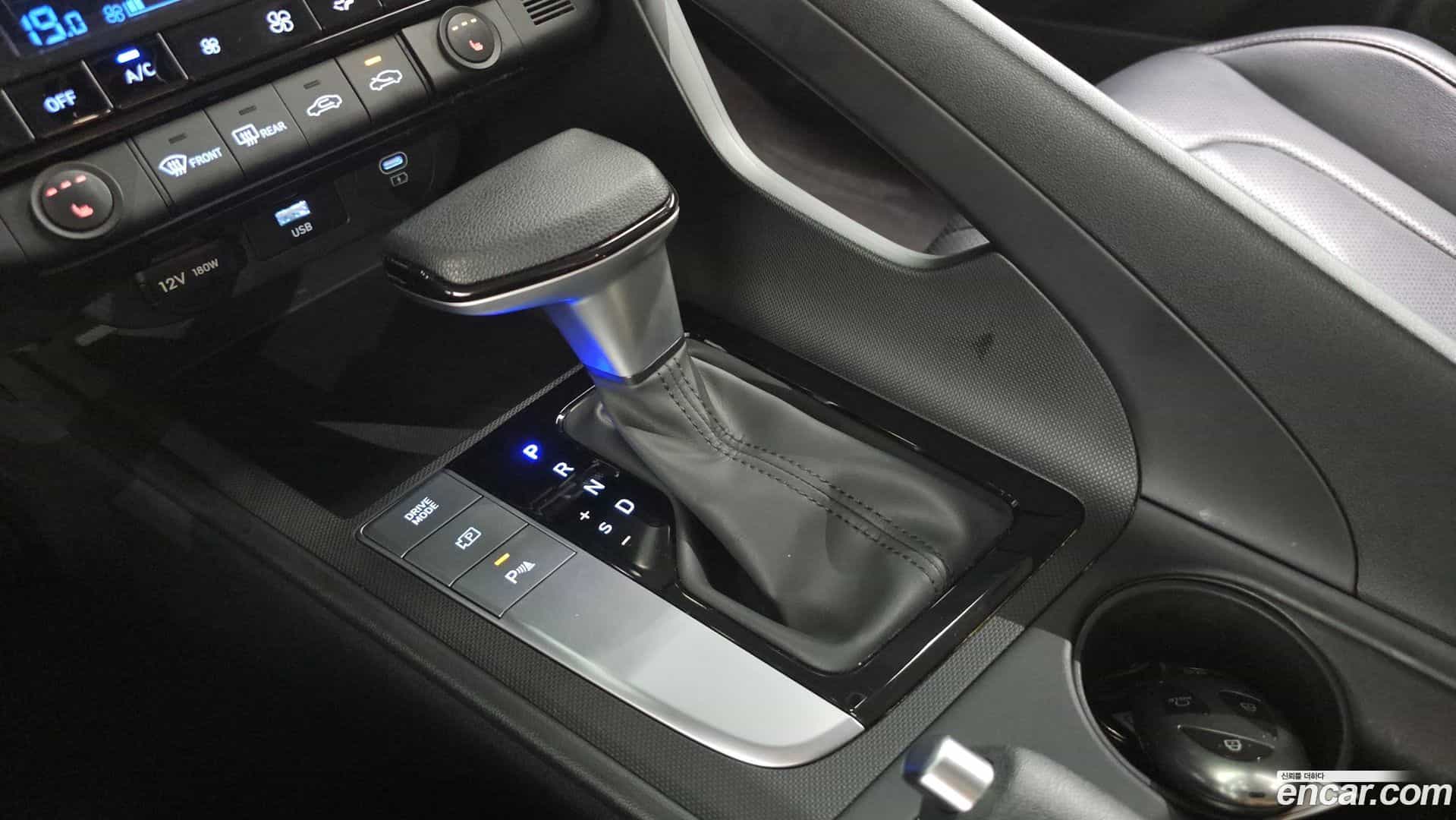 AVANTE Hyundai 2023.3-INNER-009