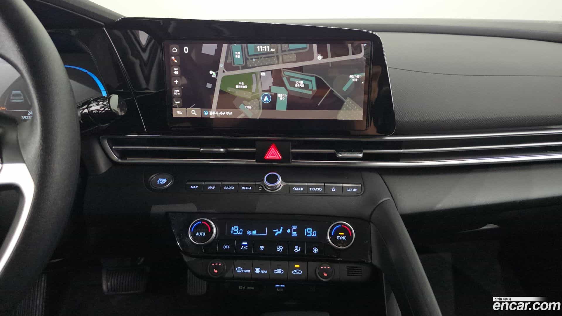 AVANTE Hyundai 2023.3-OPTION-016