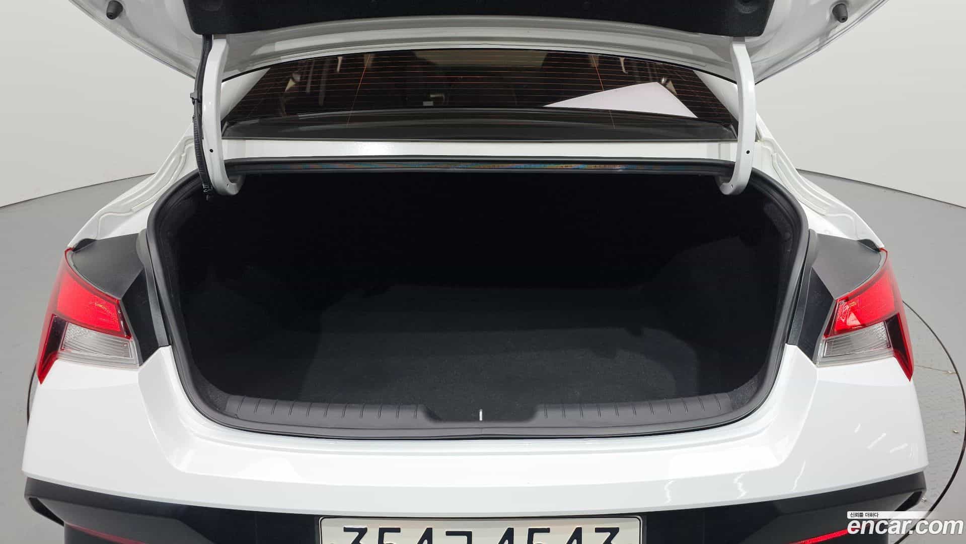 AVANTE Hyundai 2023.3-OPTION-024