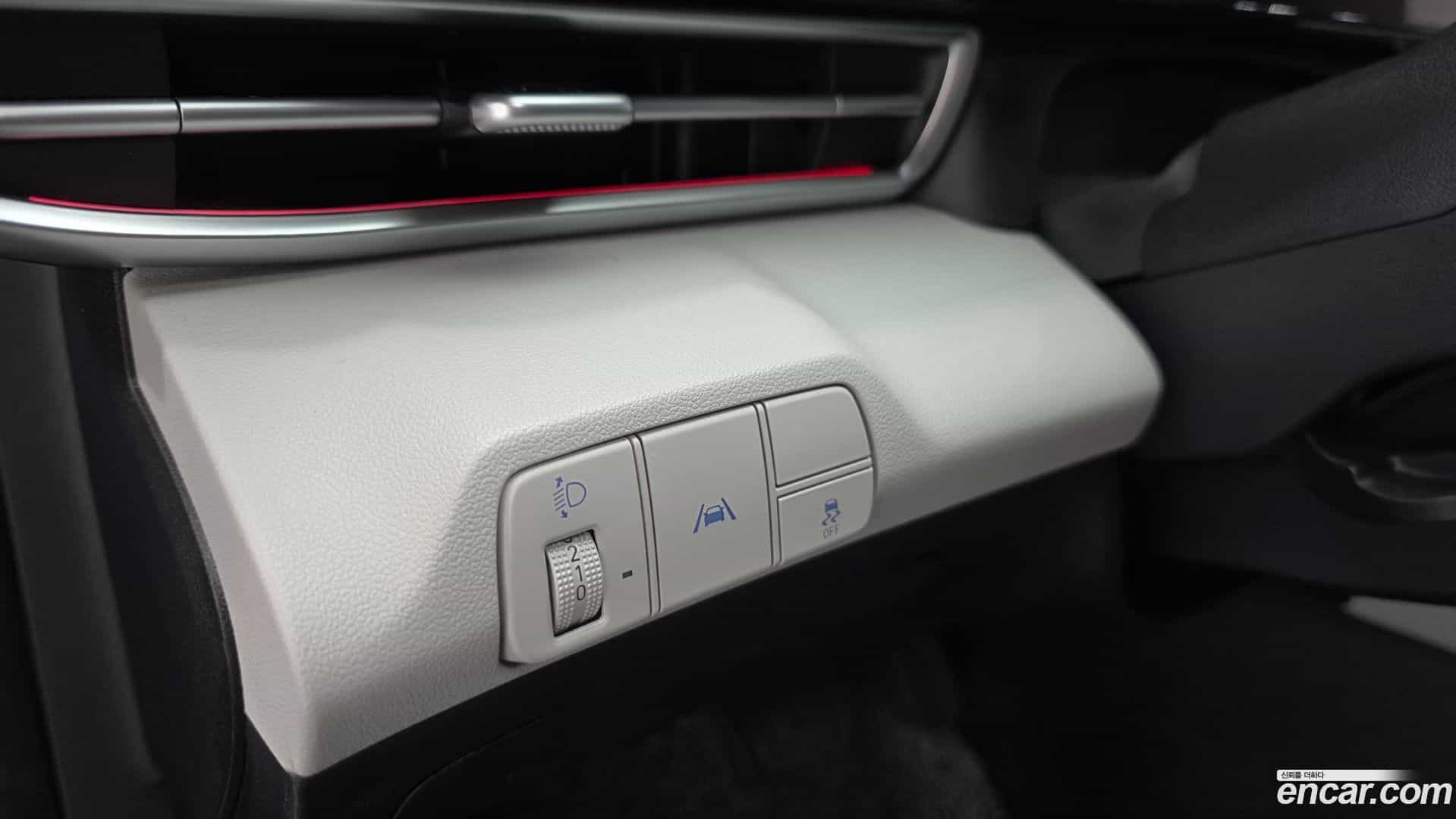 AVANTE Hyundai 2023.2-OPTION-045