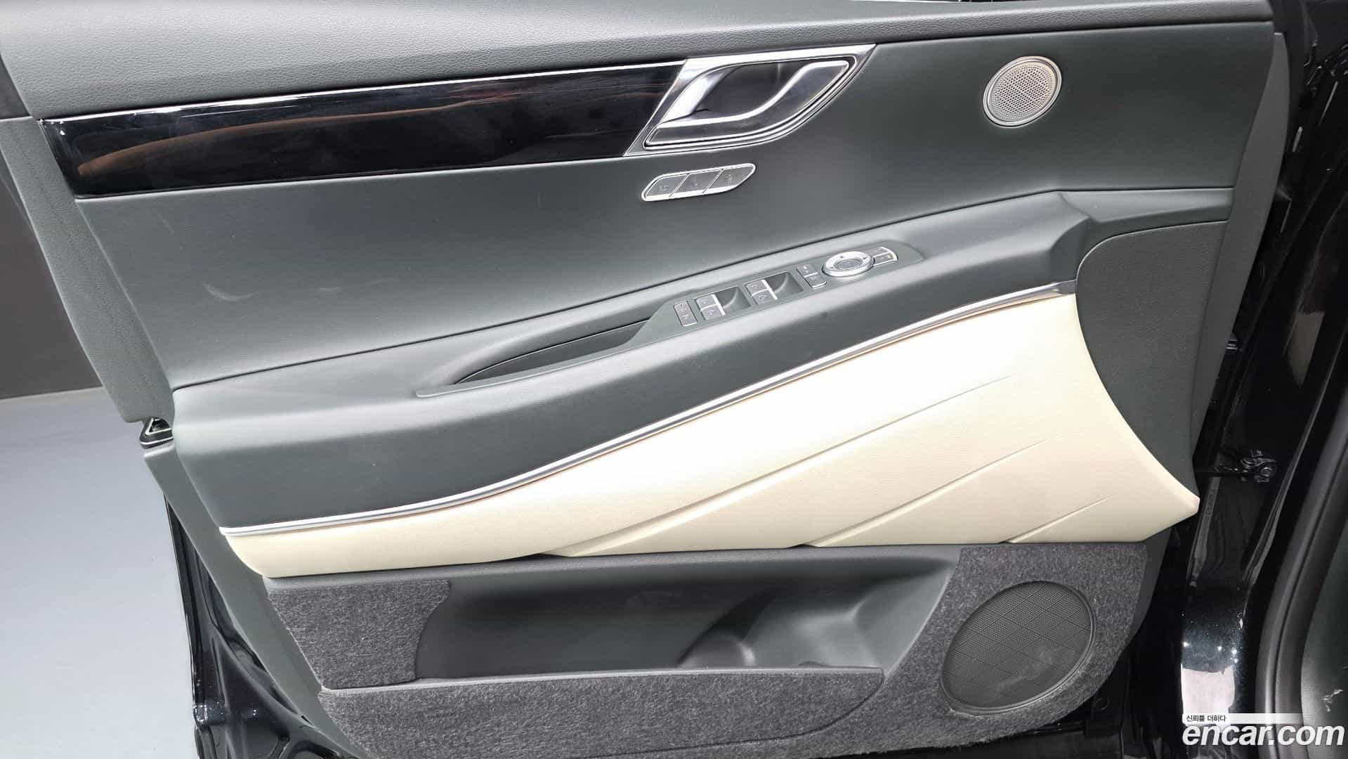 GV80 Genesis 2023.11-INNER-034