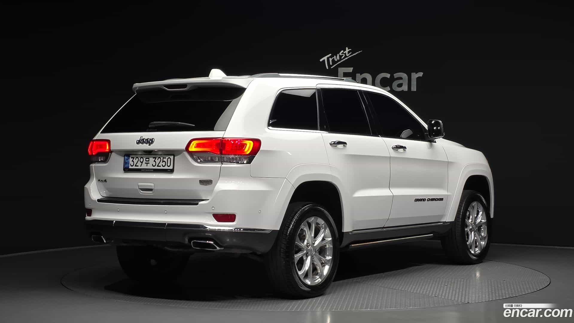 Cherokee Jeep 2021.4-OUTER-002