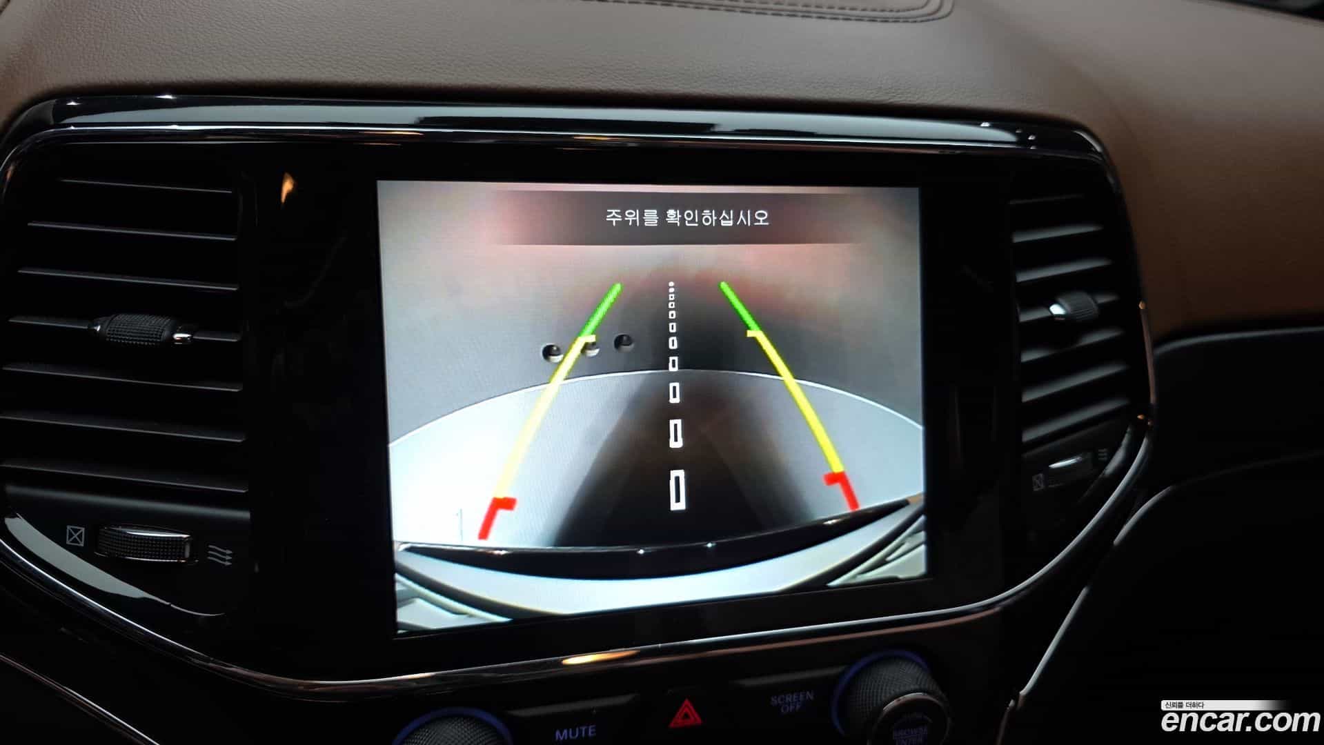 Cherokee Jeep 2021.4-OPTION-018