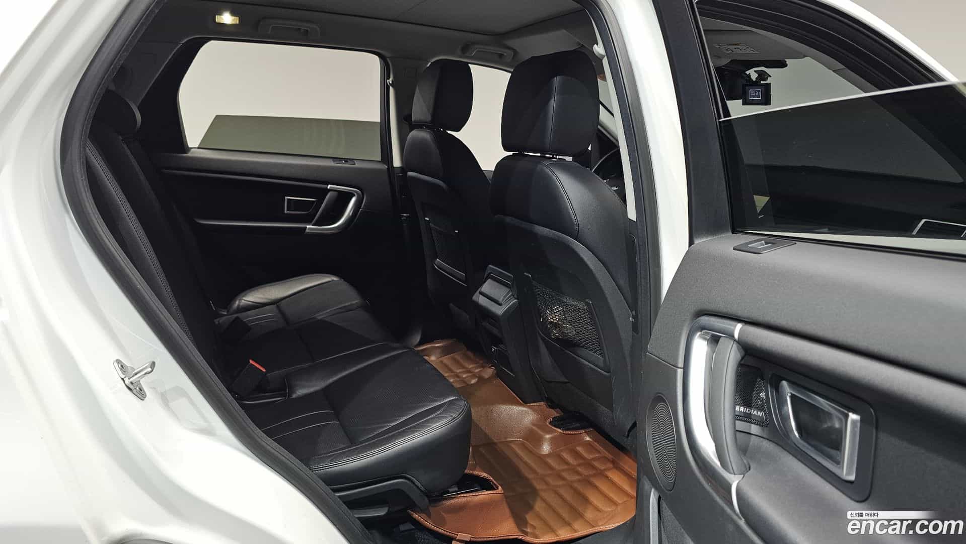 Discovery Sport Land Rover 2017.11-OPTION-015