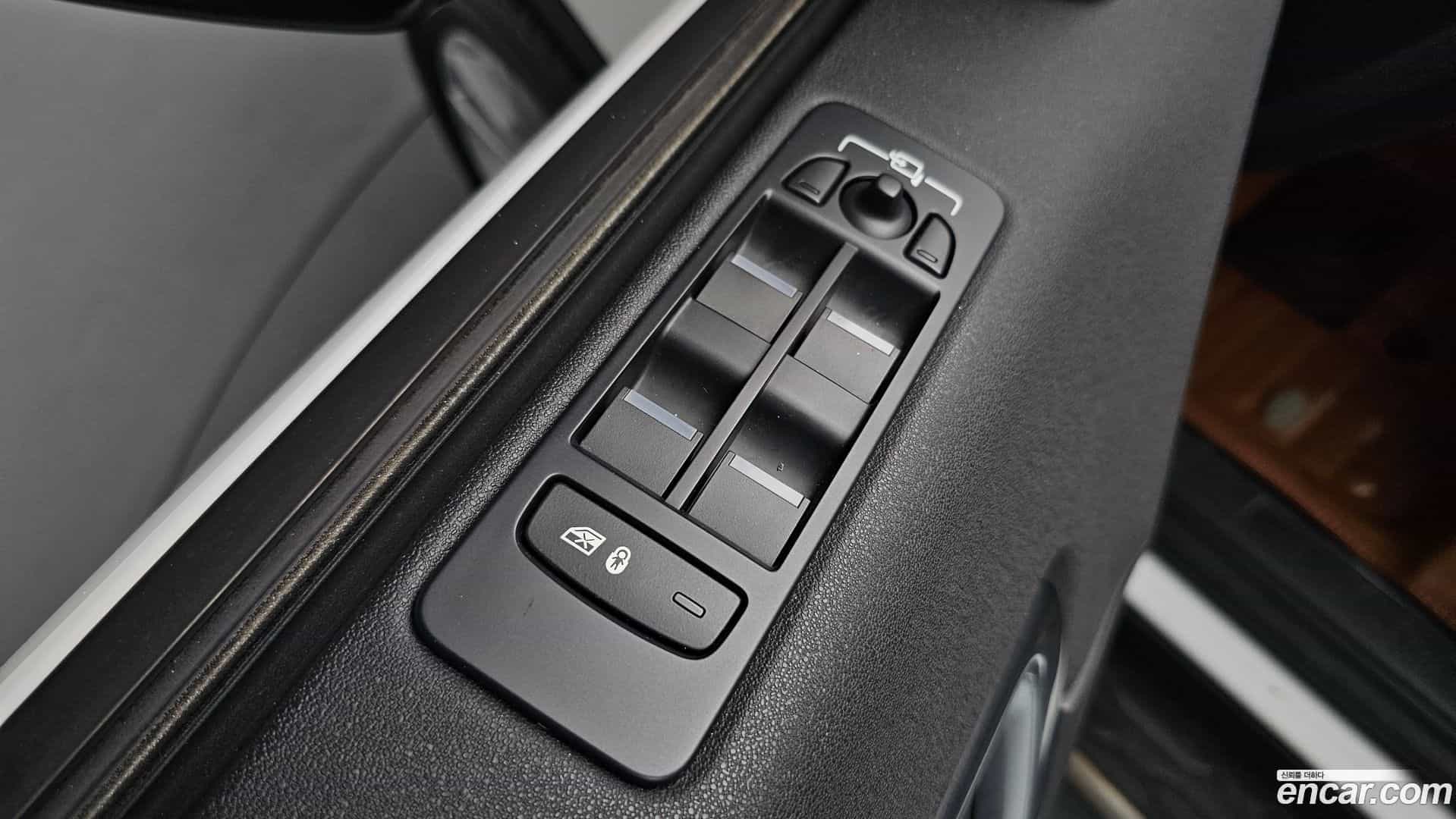 Discovery Sport Land Rover 2017.11-OPTION-024