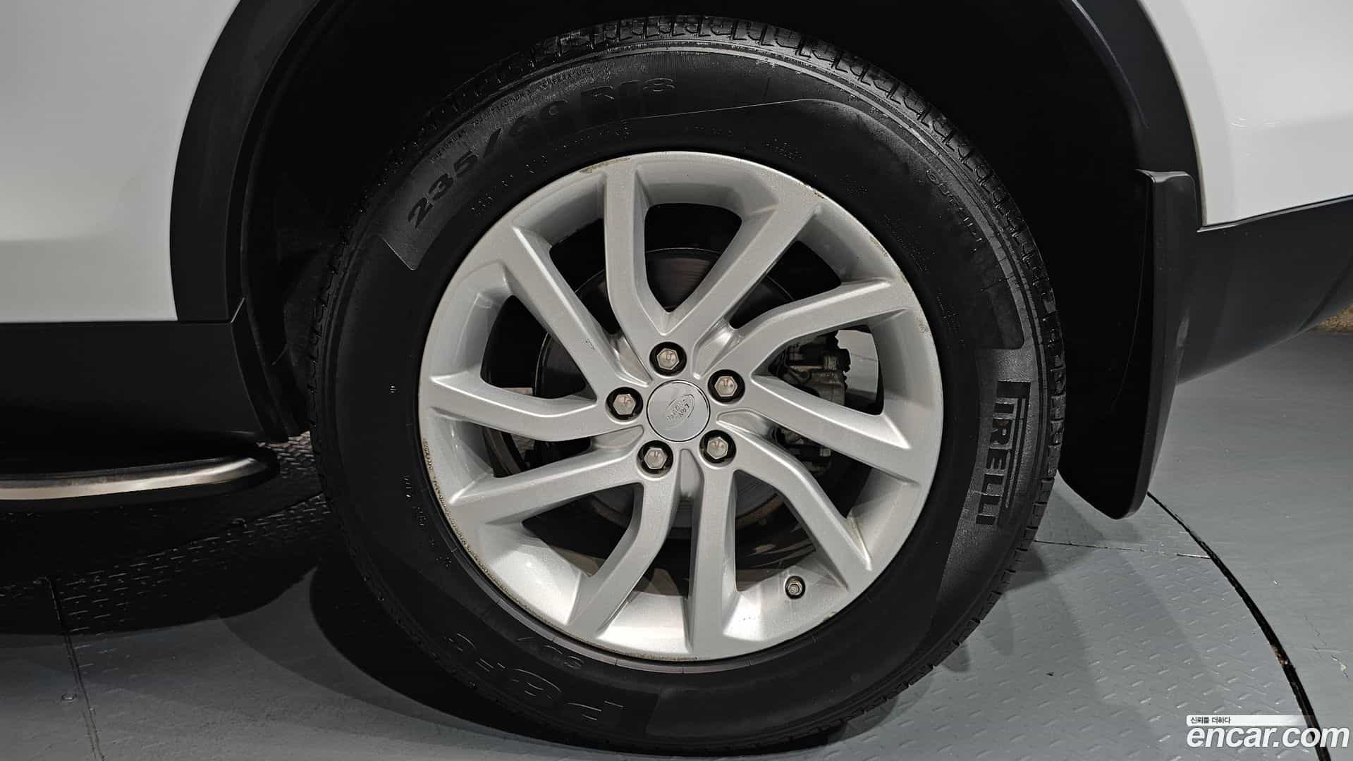 Discovery Sport Land Rover 2017.11-OUTER-031