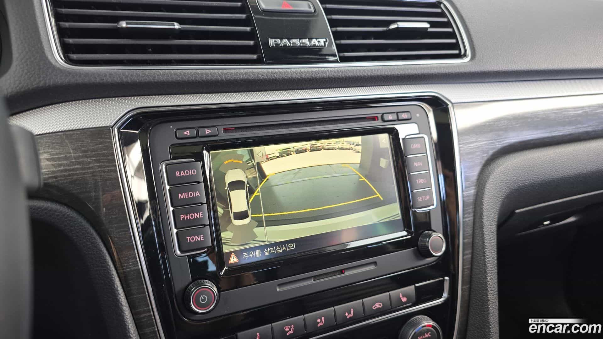 Passat Volkswagen 2018.9-OPTION-019