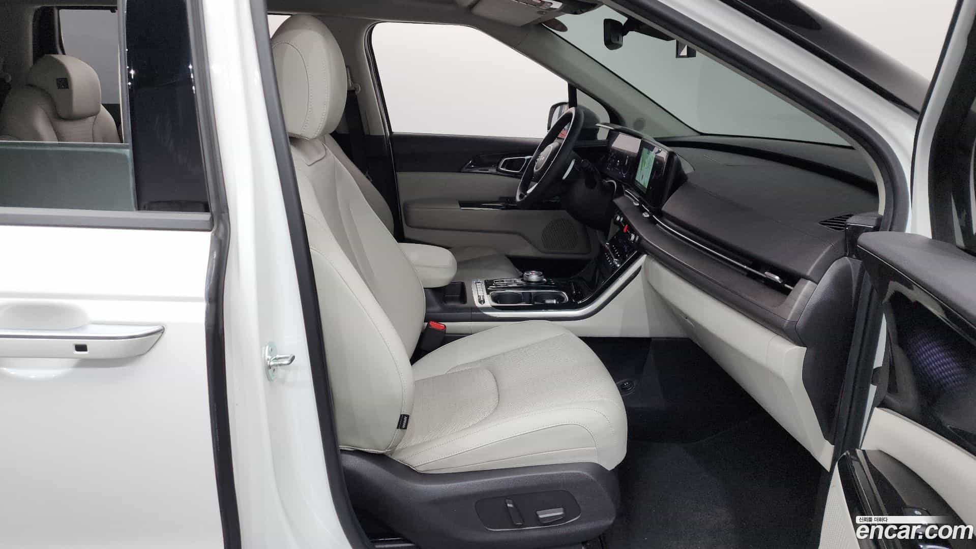 Canival Kia 2023.3-OPTION-015