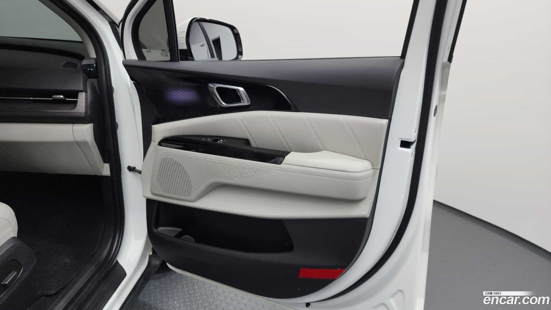 Canival Kia 2023.3-OPTION-041