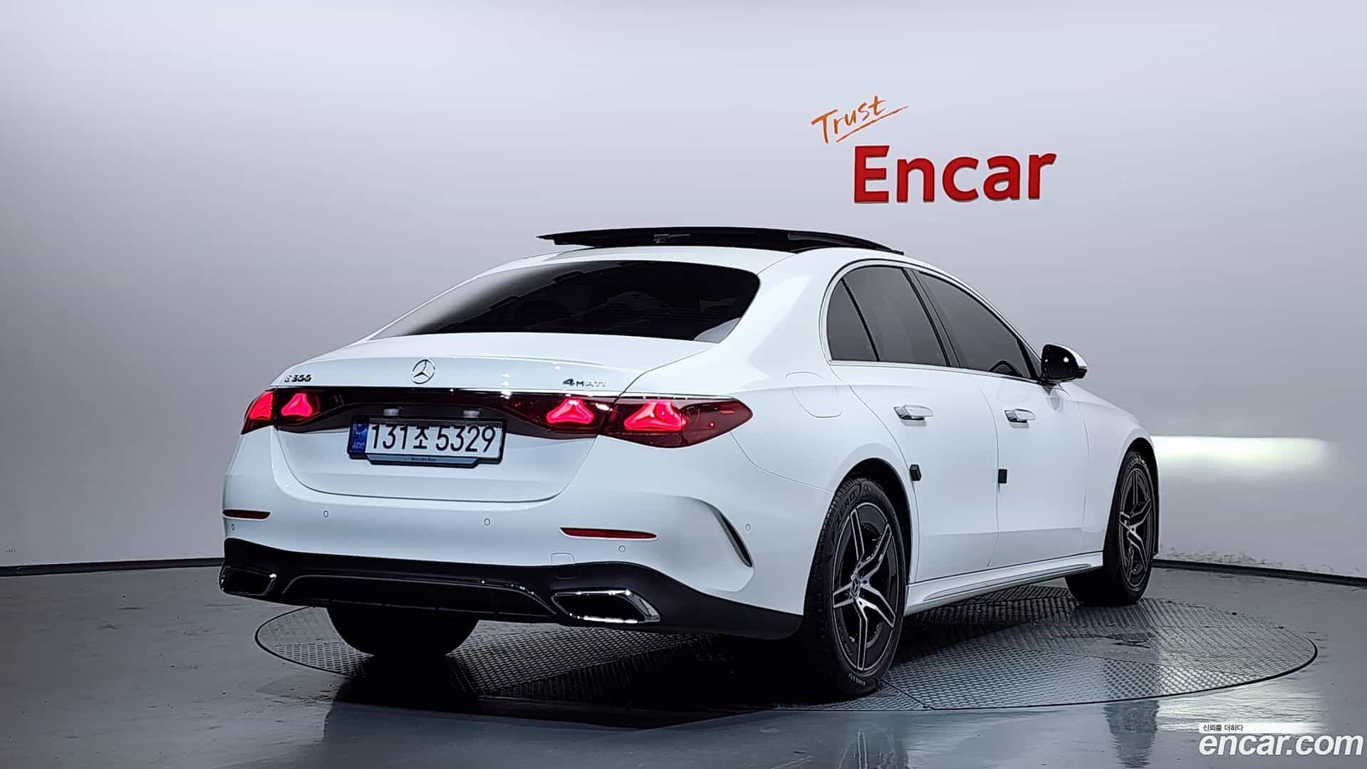E-Class Mercedes-Benz 2024.6-OUTER-002