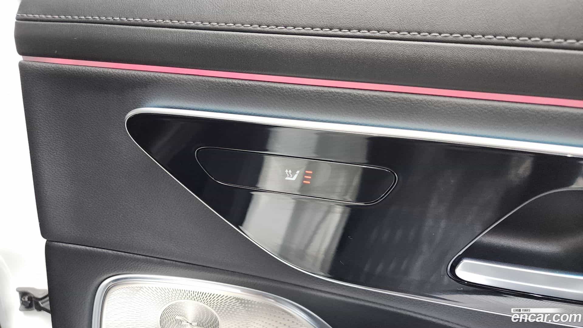 E-Class Mercedes-Benz 2024.6-OPTION-042
