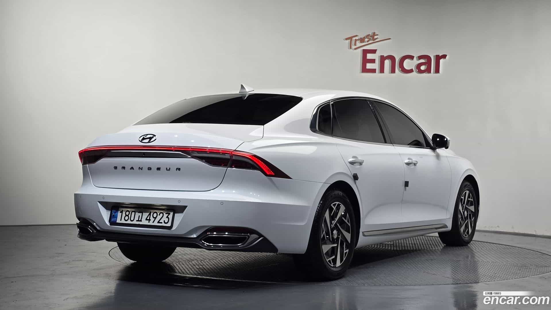 Grandeur Hyundai 2022.7-OUTER-002