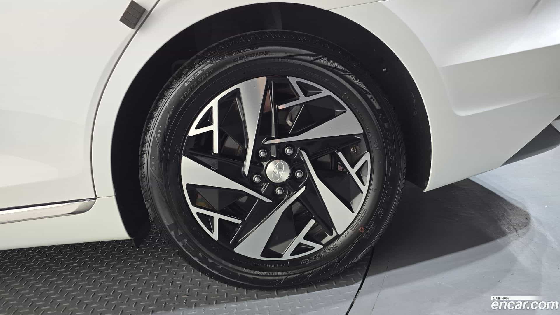 Grandeur Hyundai 2022.7-OUTER-031