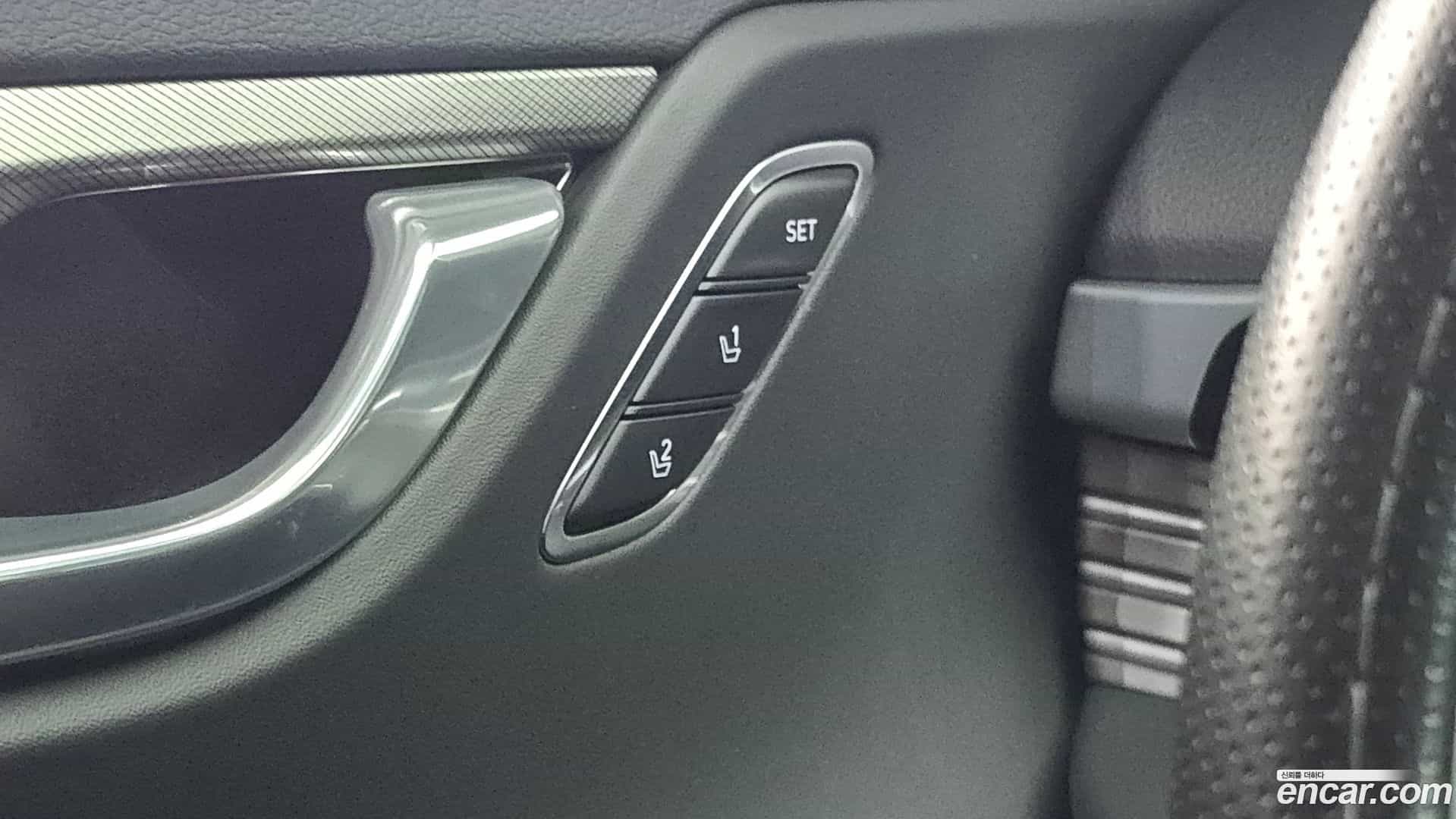 Grandeur Hyundai 2022.7-OPTION-050