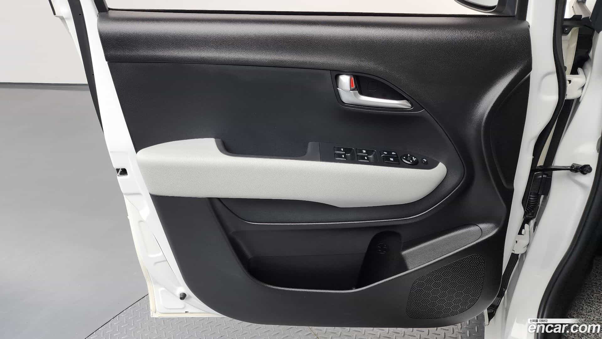 RAY Kia 2023.5-INNER-034