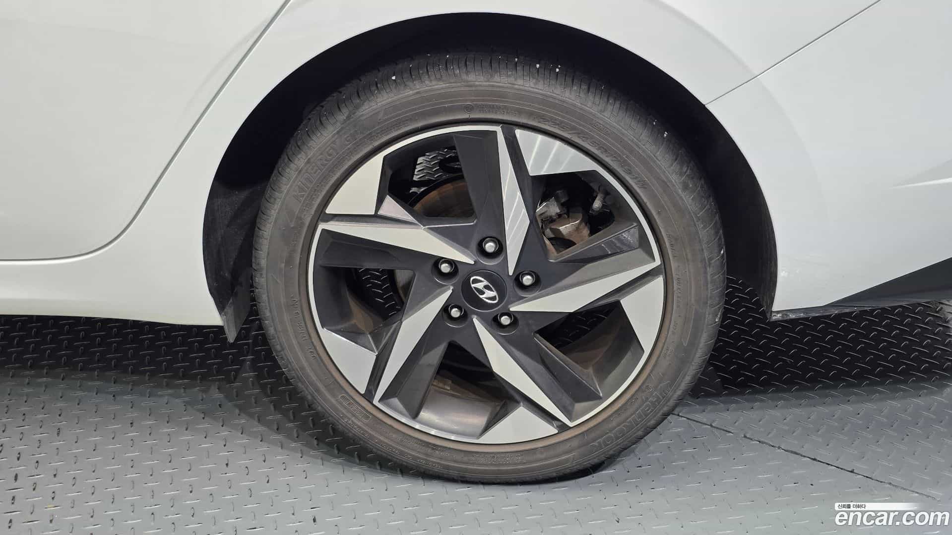 AVANTE Hyundai 2022.2-OUTER-031