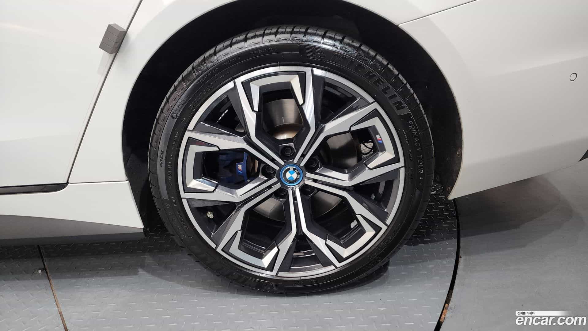 i4 BMW 2022.7-OUTER-031