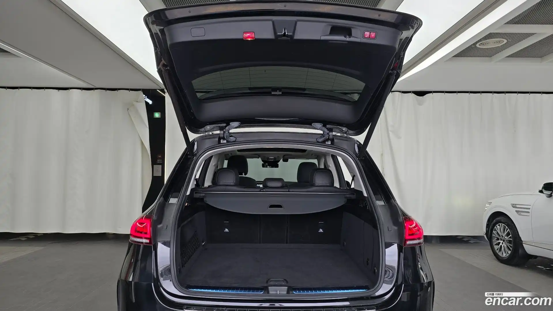GLE-Class Mercedes-Benz 2021.7-OPTION-024