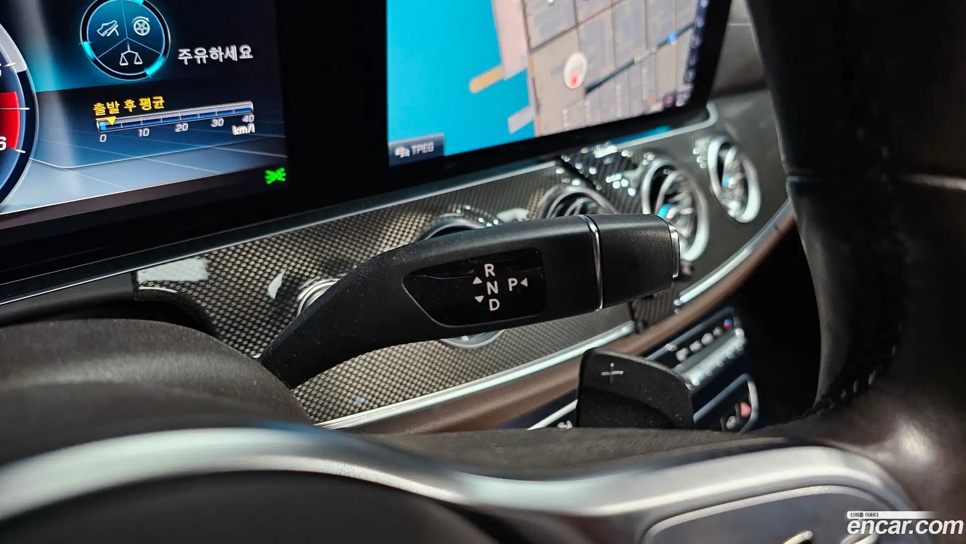 CLS-Class Mercedes-Benz 2020.4-INNER-009