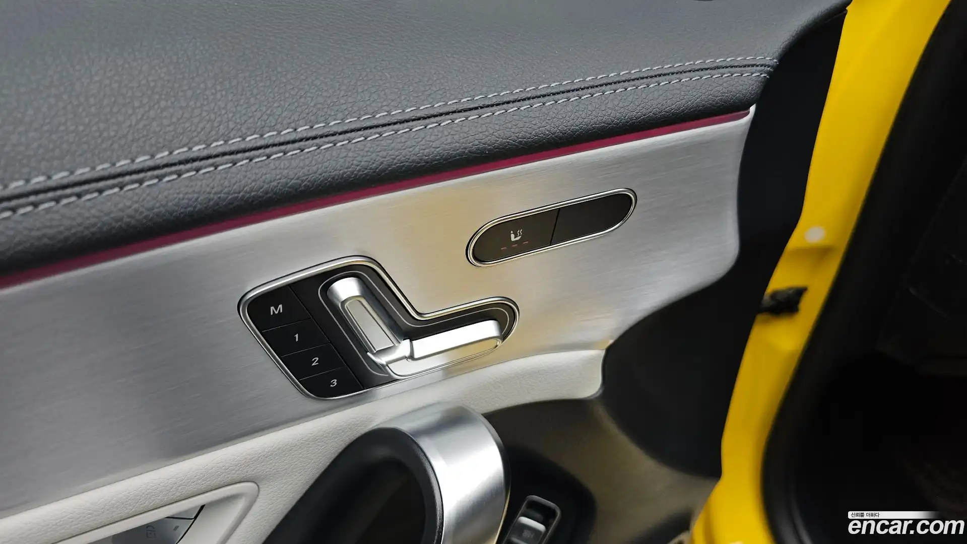 CLA-Class Mercedes-Benz 2020.2-OPTION-022