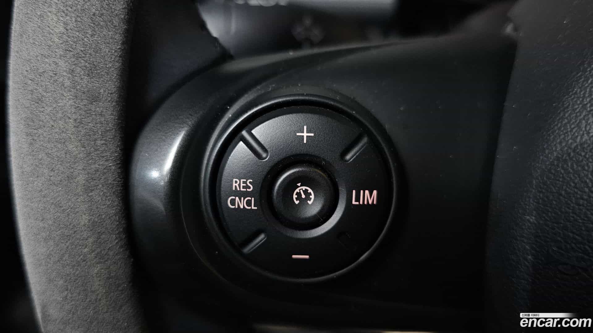 Cooper Mini 2020.6-OPTION-042