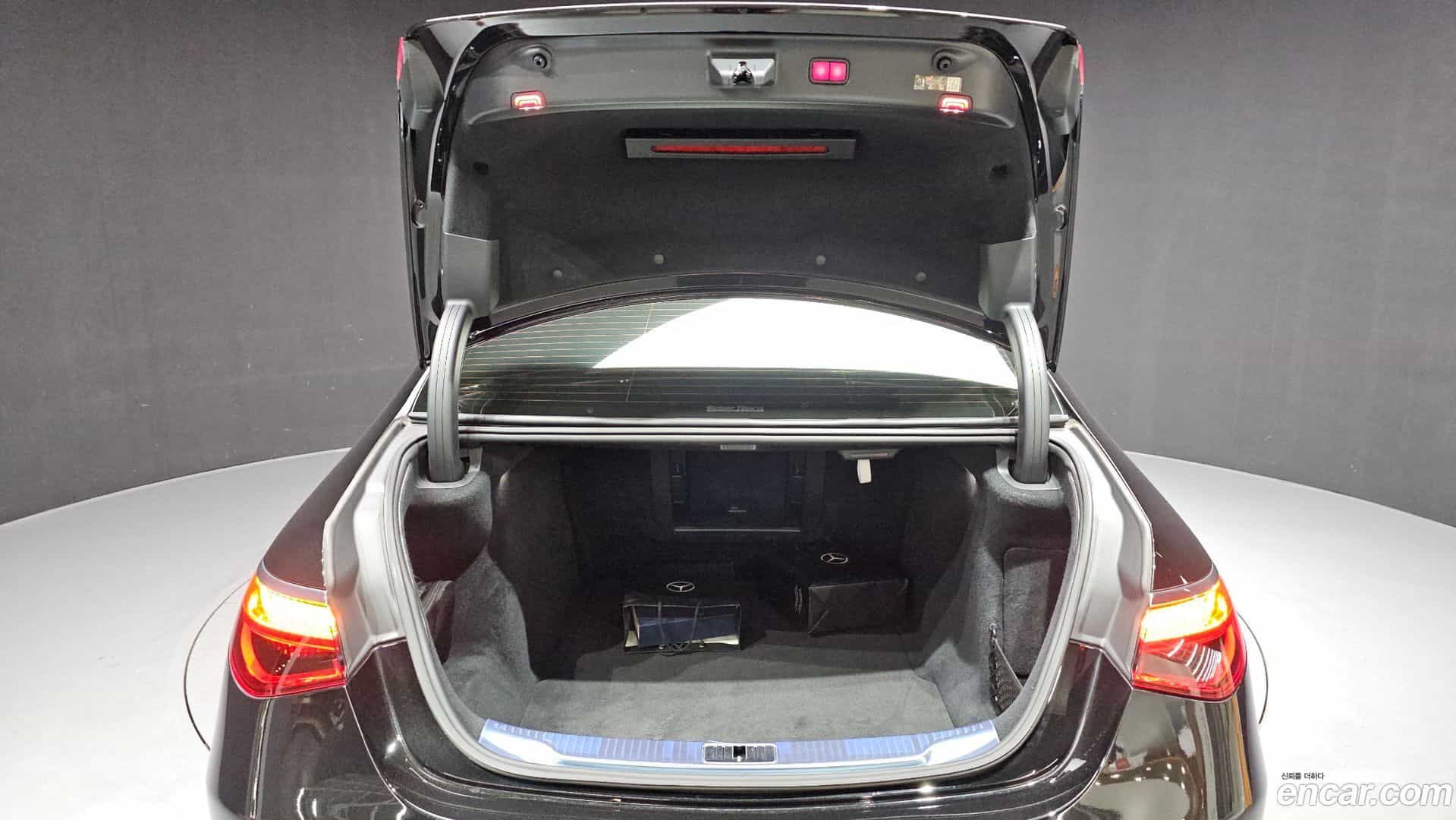 S-Class Mercedes-Benz 2022.4-OPTION-024