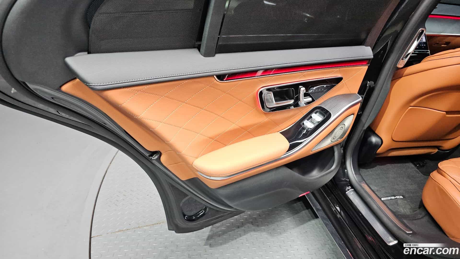 S-Class Mercedes-Benz 2022.4-INNER-035