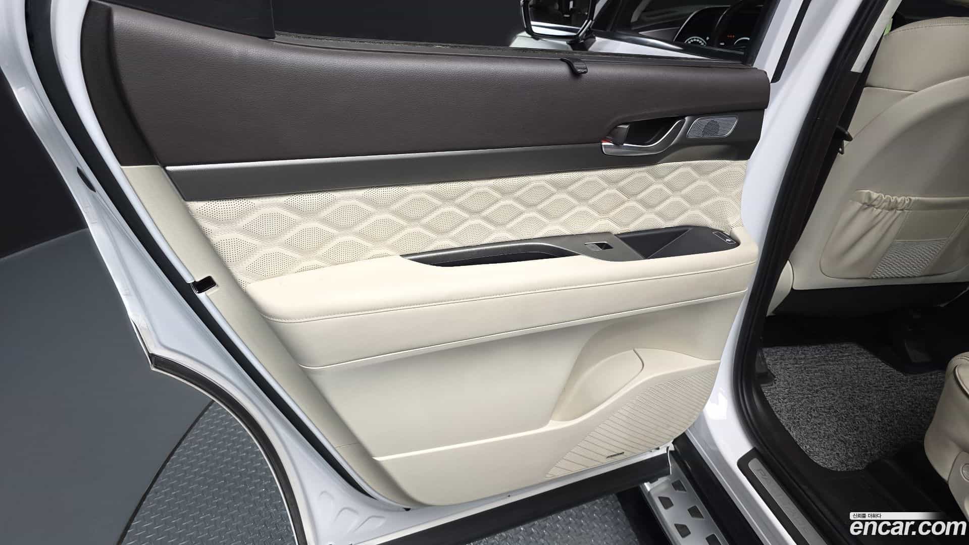 Palisade Hyundai 2021.3-INNER-035