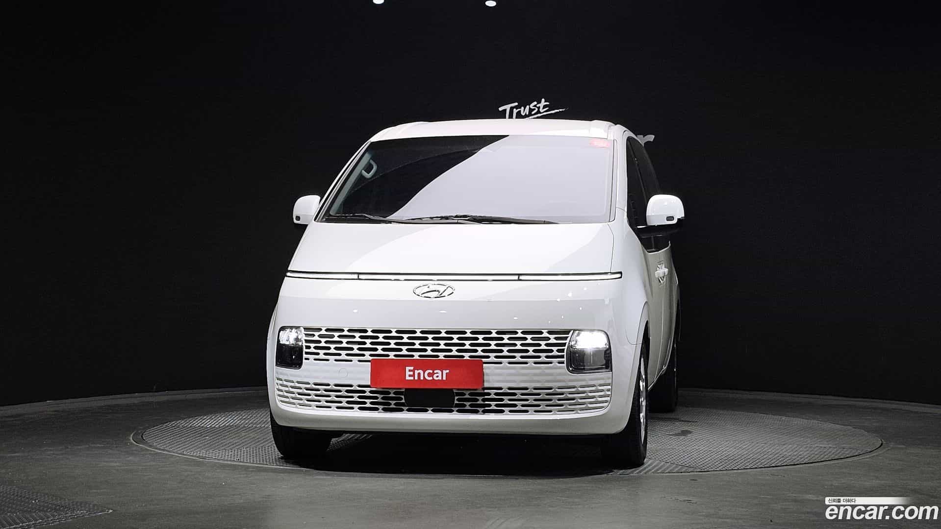 Staria Hyundai 2022.1-OUTER-003