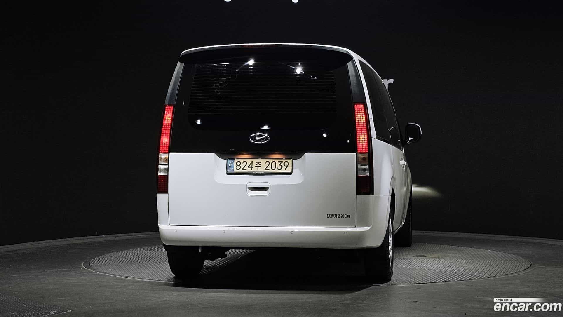 Staria Hyundai 2022.1-OUTER-004