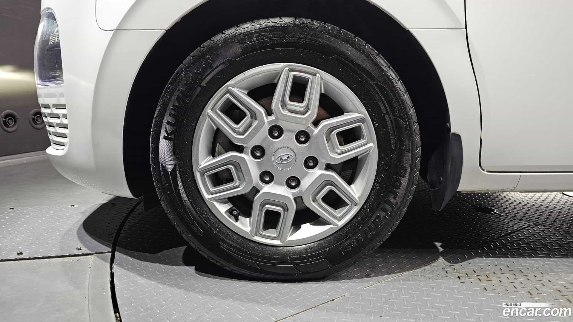 Staria Hyundai 2022.1-OUTER-005