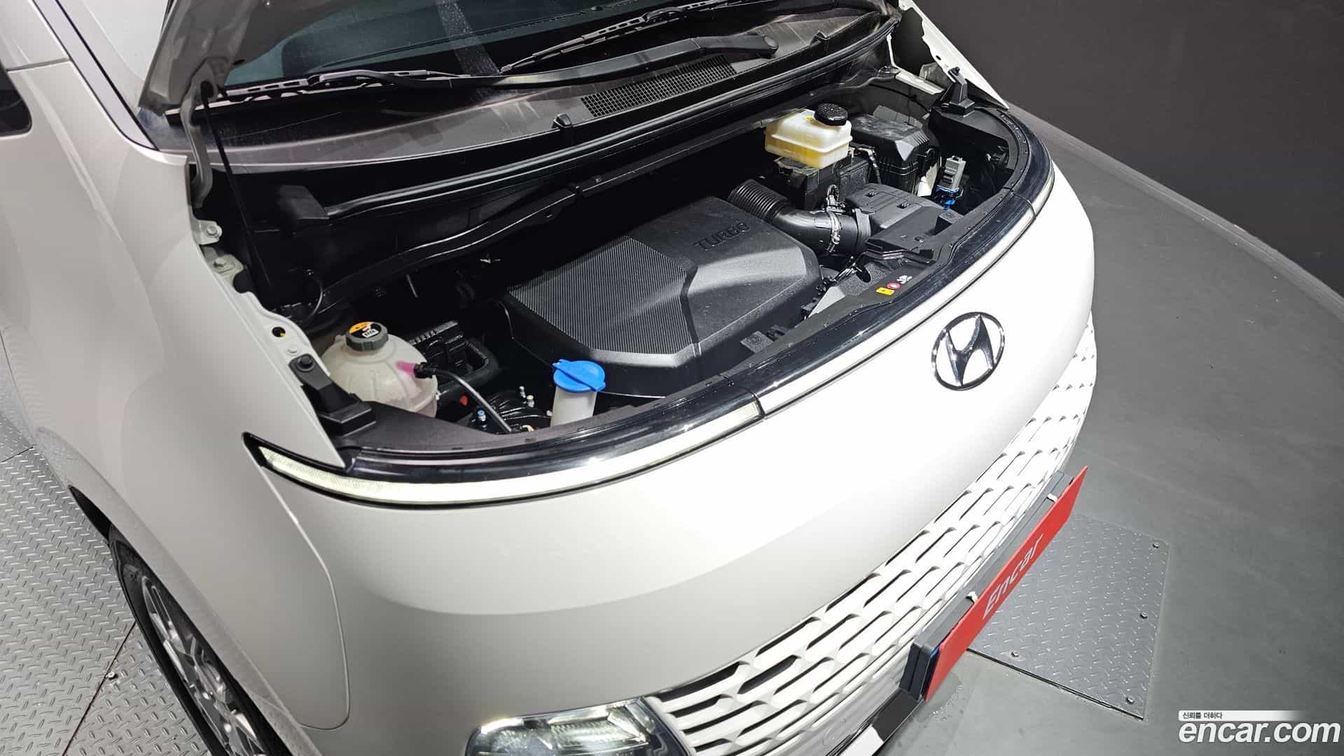 Staria Hyundai 2022.1-OUTER-006