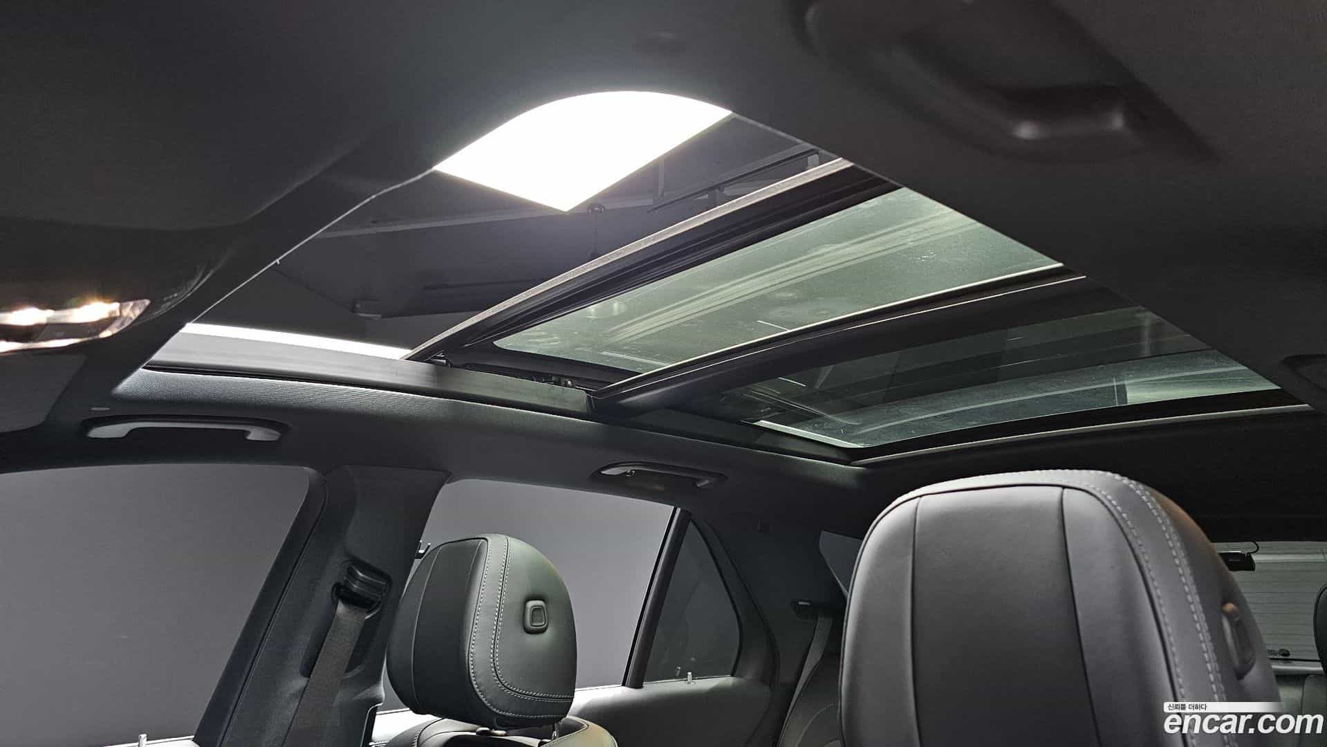 GLE-Class Mercedes-Benz 2022.6-OPTION-020