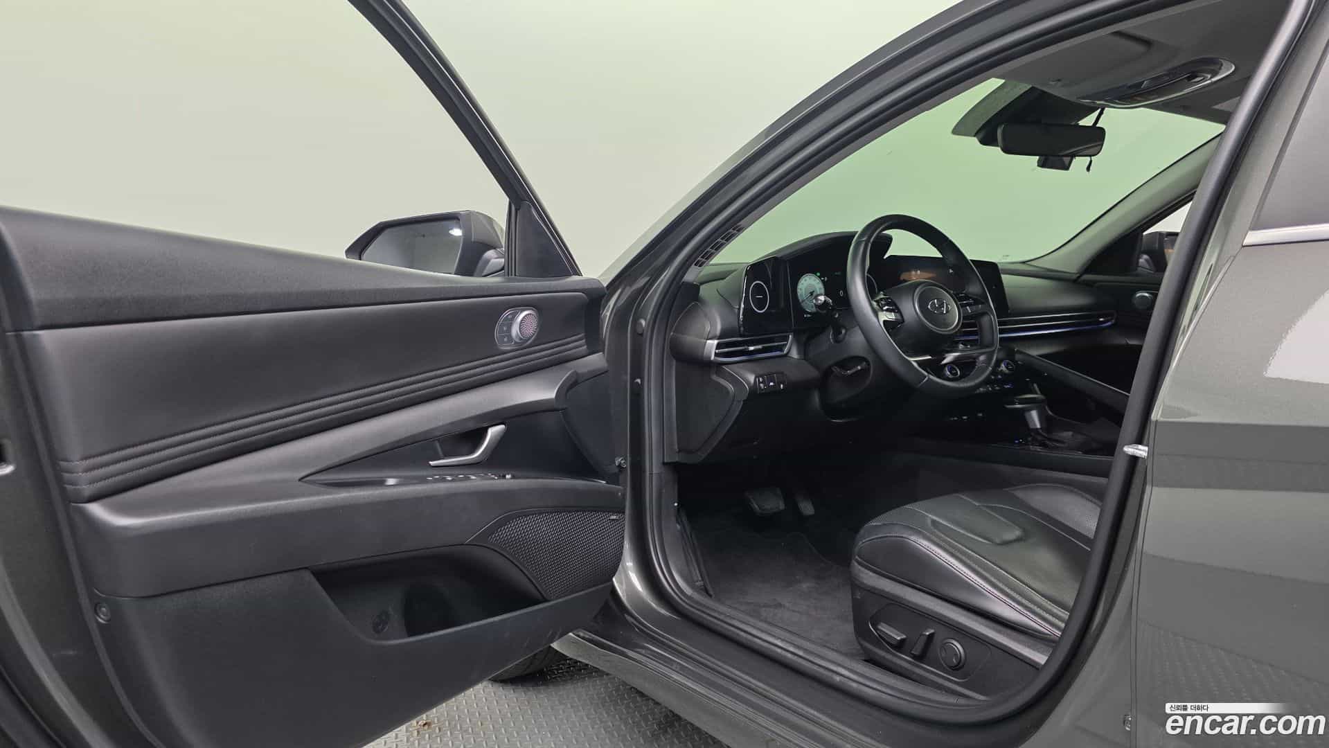 AVANTE Hyundai 2023.2-INNER-010