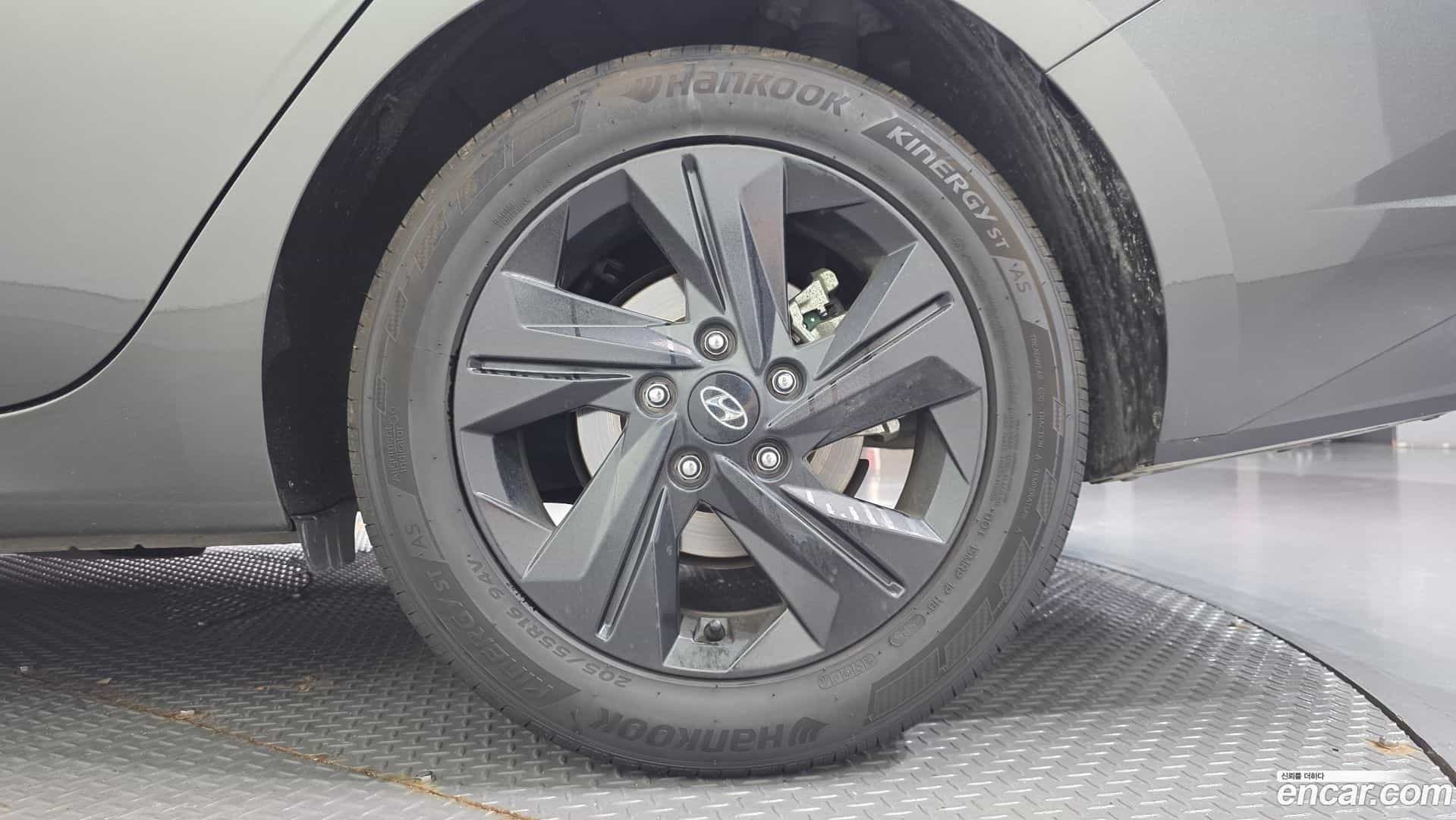 AVANTE Hyundai 2023.2-OUTER-031