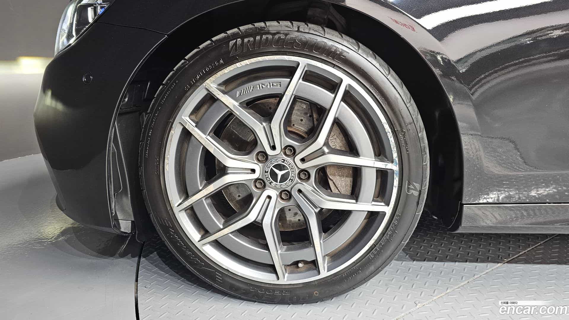 E-Class Mercedes-Benz 2020.11-OUTER-005