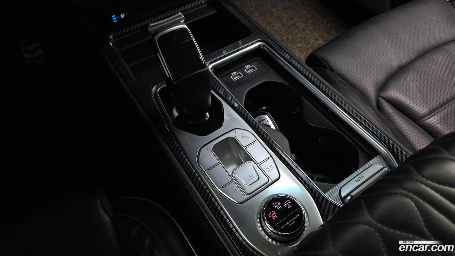 Rexton KG Mobility 2020.10-INNER-009