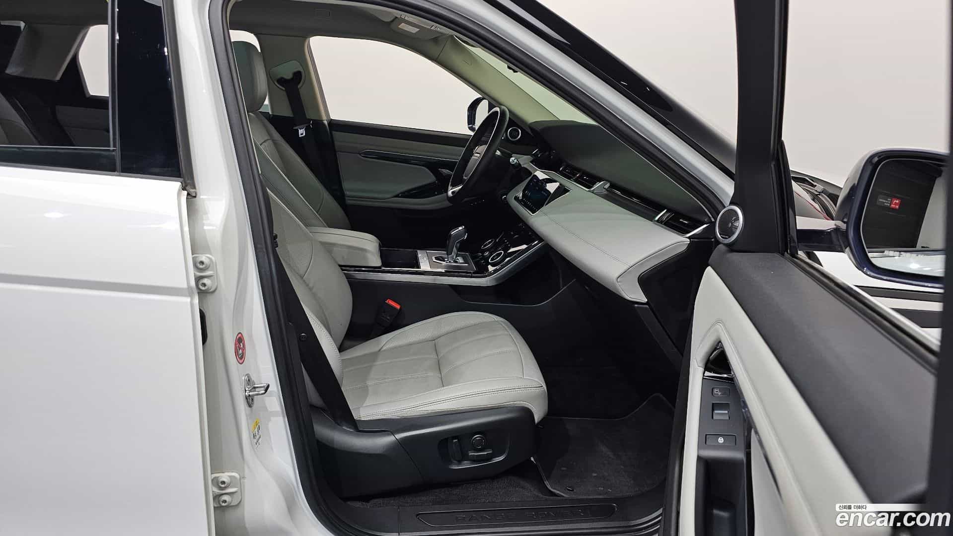 Range Rover Evoque Land Rover 2019.7-INNER-036
