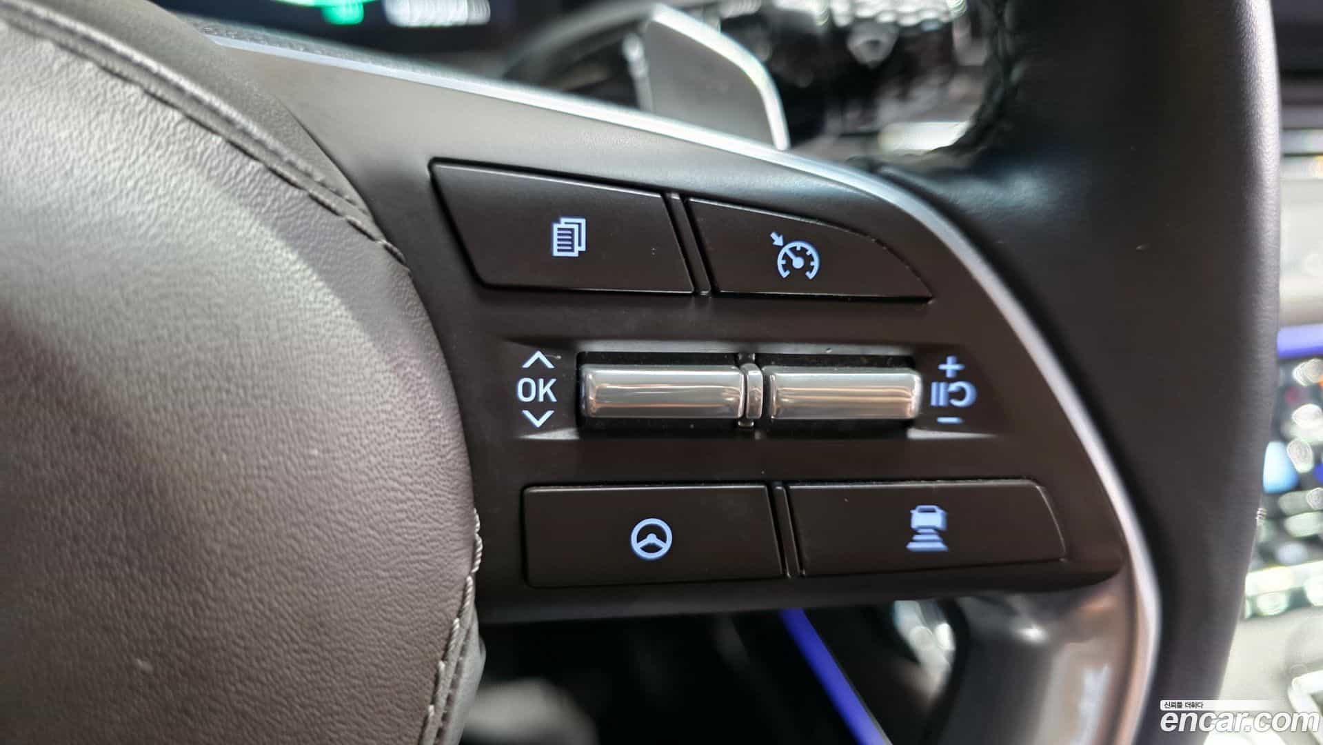 Grandeur Hyundai 2021.5-OPTION-019